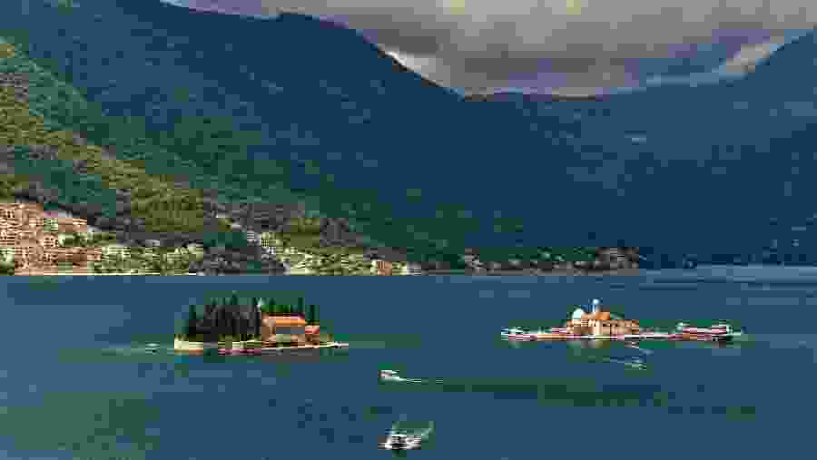 Wonder at the beautiful view