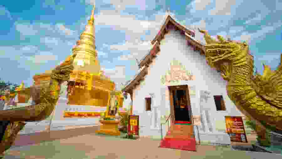 Wat Phra That Chae Haeng
