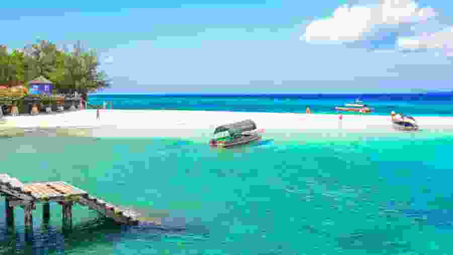 Explore the Marvellous Beaches of Changuu