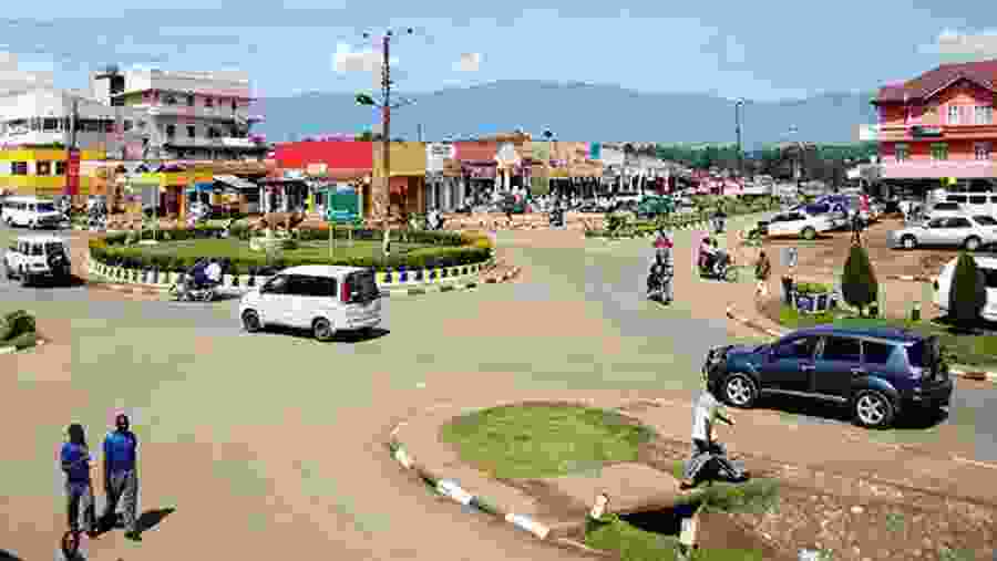 local Uganda life in Fort Portal