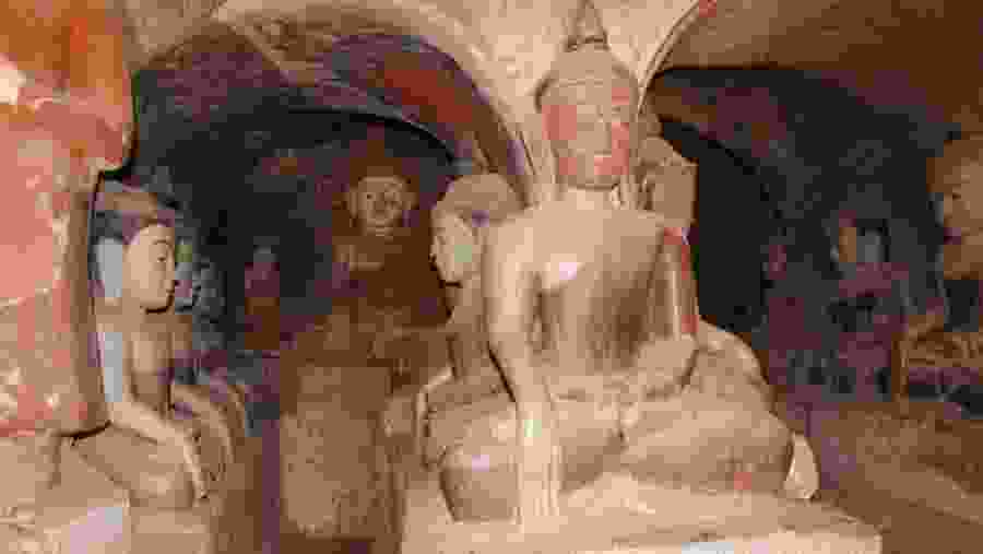 Explore the Phoe Win Hill Sand Stone Cave