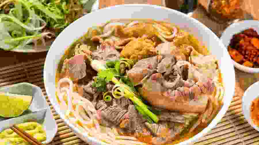 Bún bò Huế