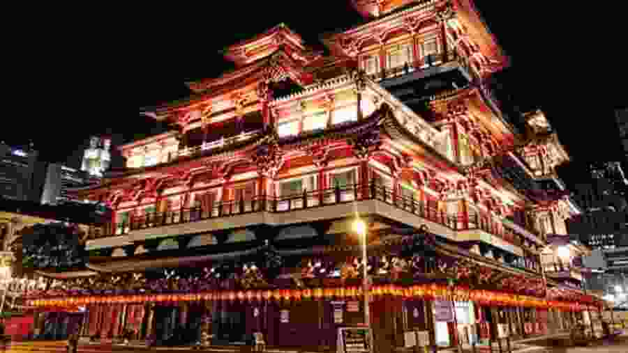 Buddha Tooth Relic Temple, Kandy