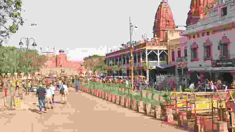 Rashtrapathi Bhawan seen on the walk