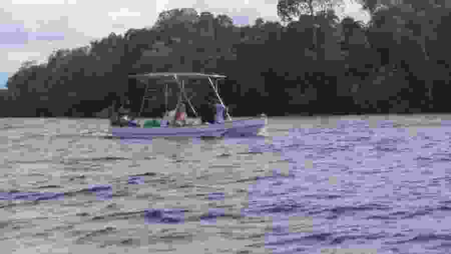 Enjoy the tour of Funzi Island