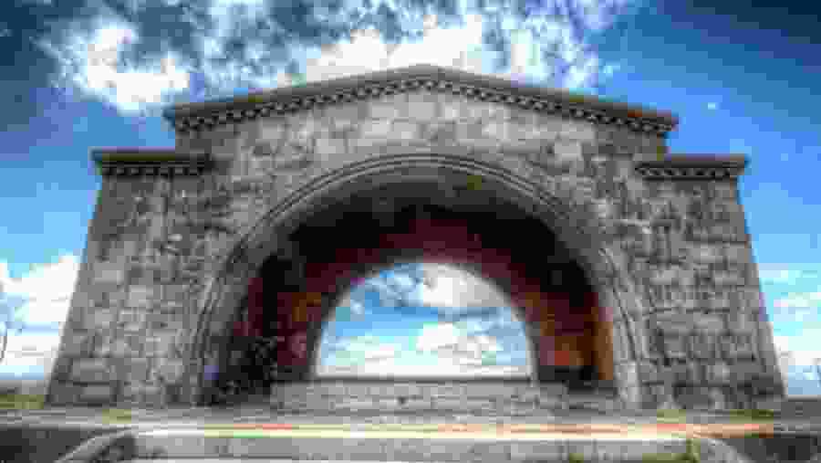 Arch of Charents