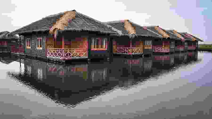 Wooden houses at lakeside 