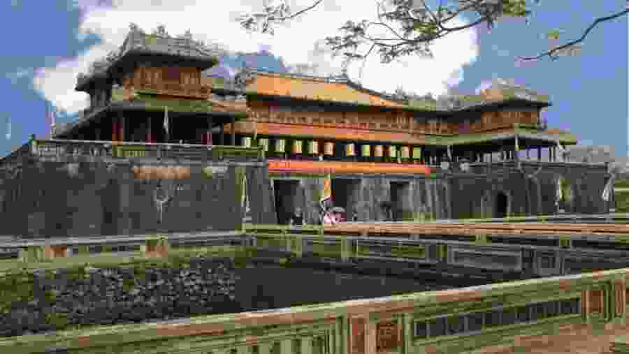 Venture to Hai Van Pass