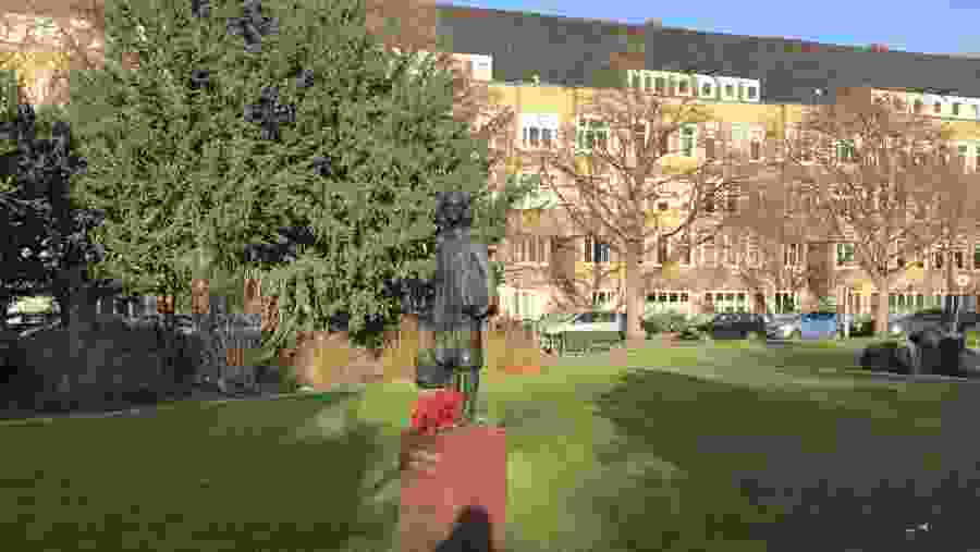 Anne Frank Statue