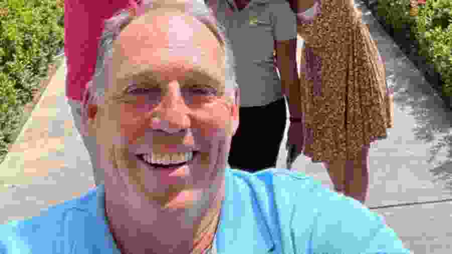 Experience a seamless transport service in Jamaica