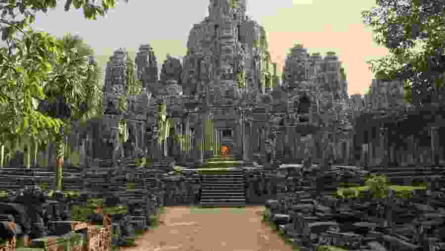 Visit Angkor Tham