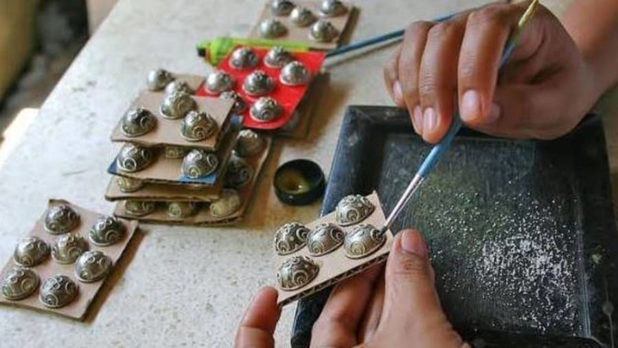 Creation of Fine Ornaments in Celuk, Bali