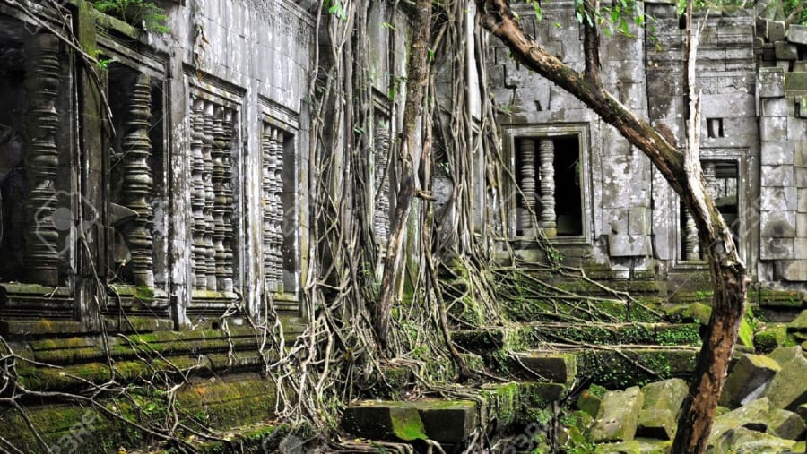 Beng Mealea Temple Ruins