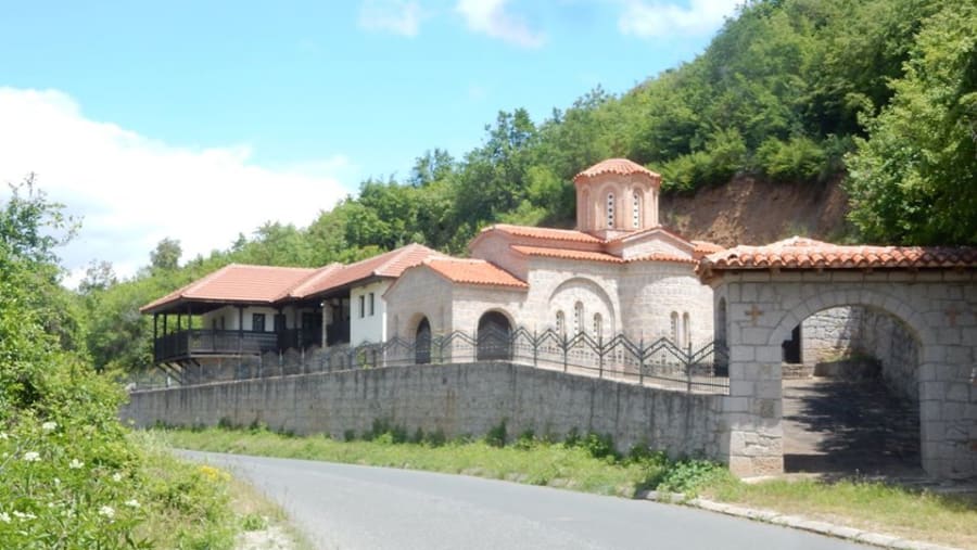 Lesnovo Tour