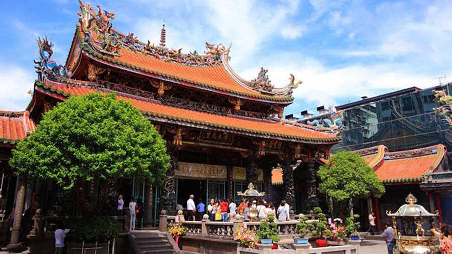 Longshan Temple