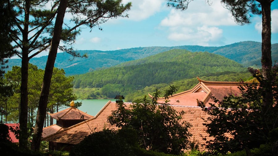 Look out on picturesque landscapes in Nha Trang