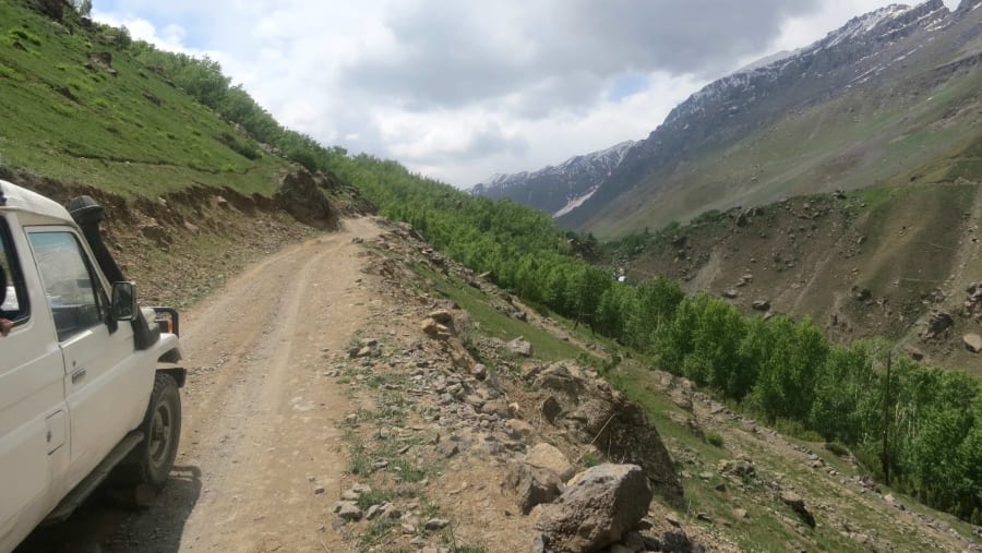 Drive across the terrains of Tajakistan