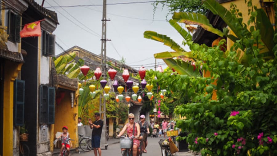 Cycle Through Hoi An