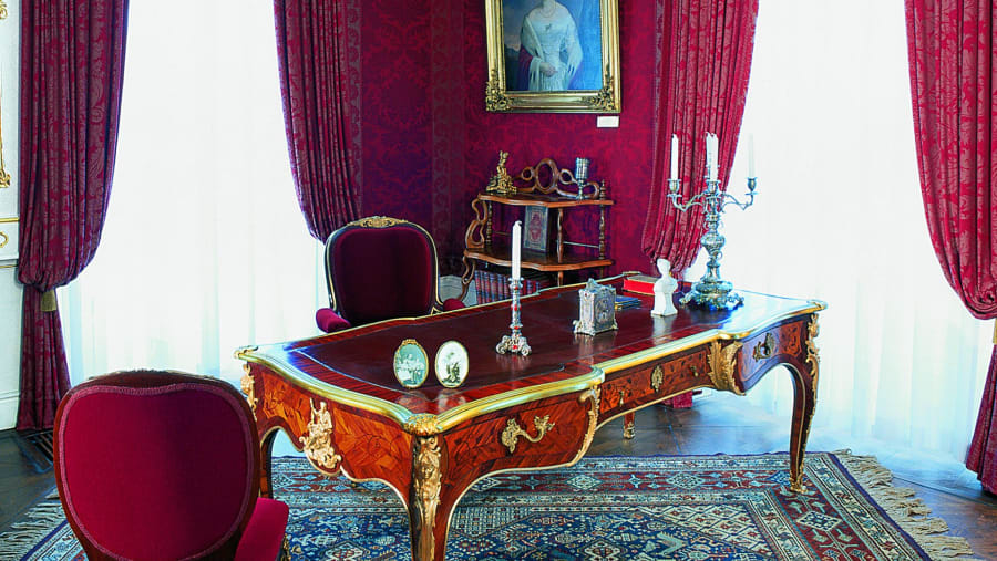 Artefacts Inside the Palace
