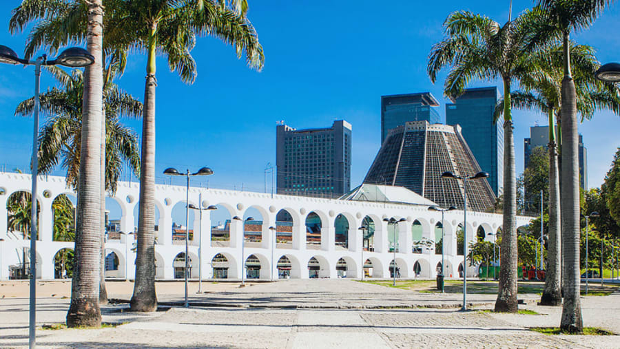 Head to the Lapa arches