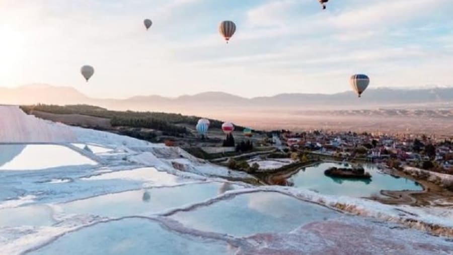 Hot air ballooning in Pamukkale