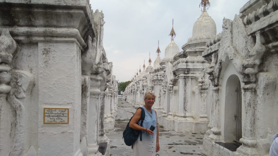 kuthoedaw pagoda
