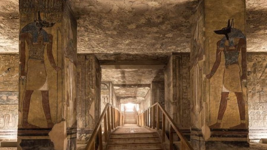 Explore the Valley of the Kings