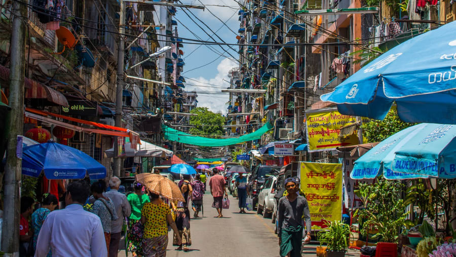 Walk through the streets of Yangon