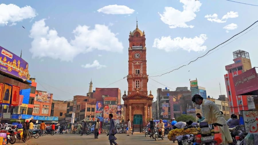 Clock Tower Bazar Faislabad