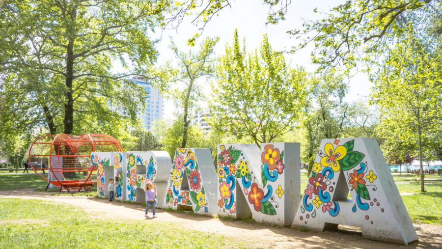 Rinia Park