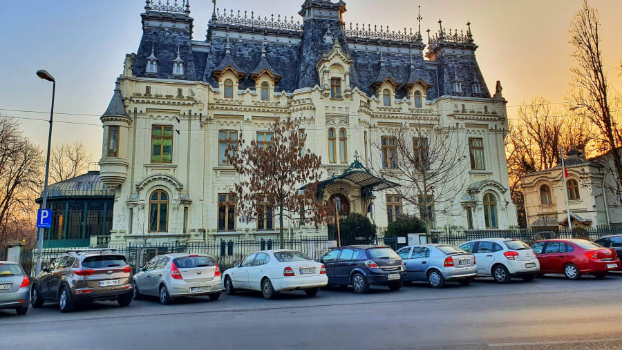 Bucharest Walking Tour
