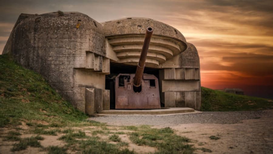 Longues-sur-Mer battery