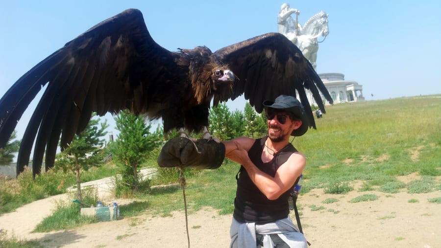photo with an eagle