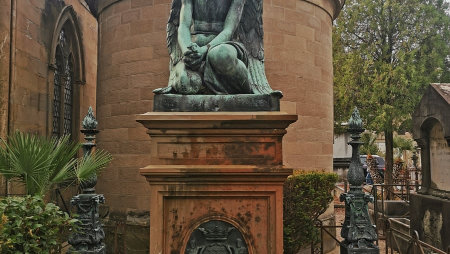 Grave