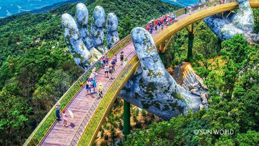 Golden Hand Bridge