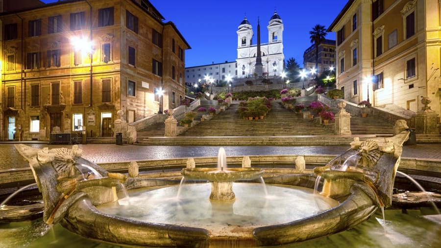 Explore the Spanish steps