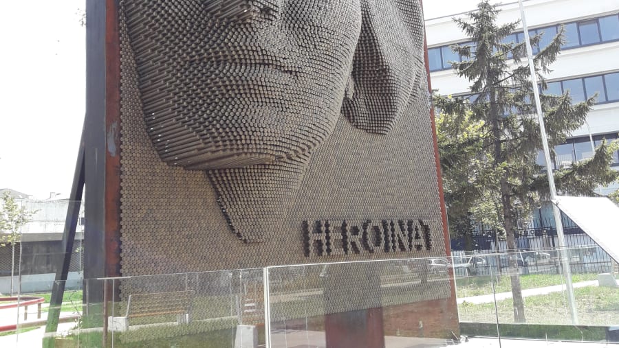 Heroinat Memorial