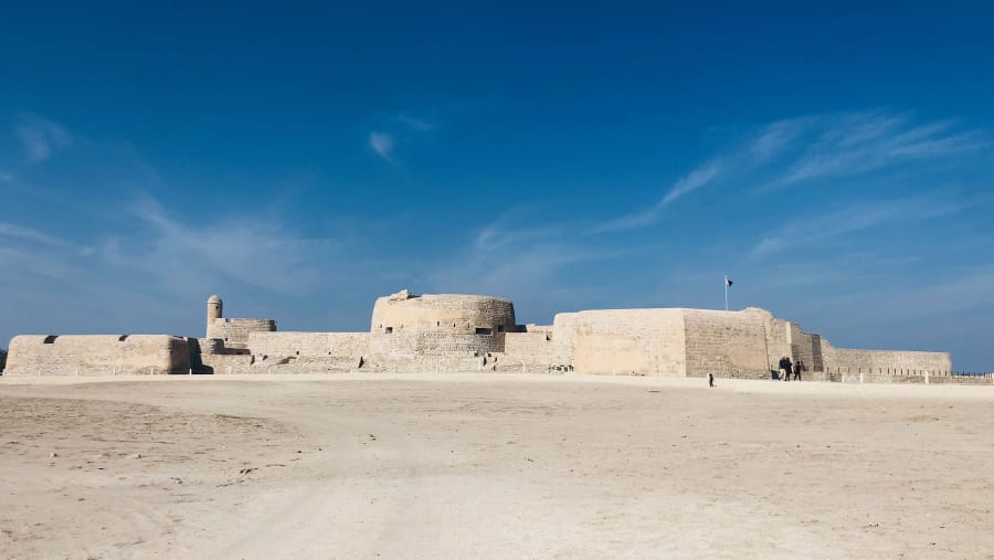 Explore the old ruins and monuments in Manama and Muharraq