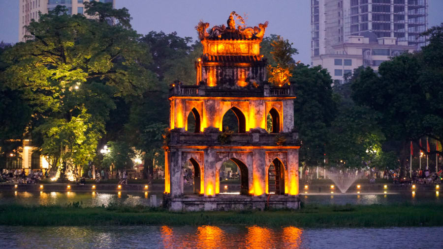 Hoàn Kiếm Lake