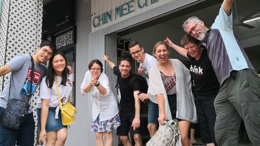Singapore Food Tour with Tourists