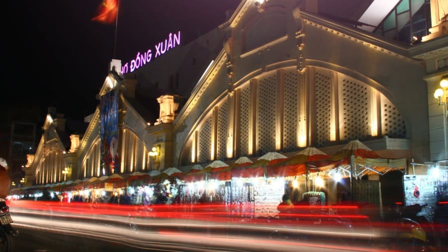 Đồng Xuân Market