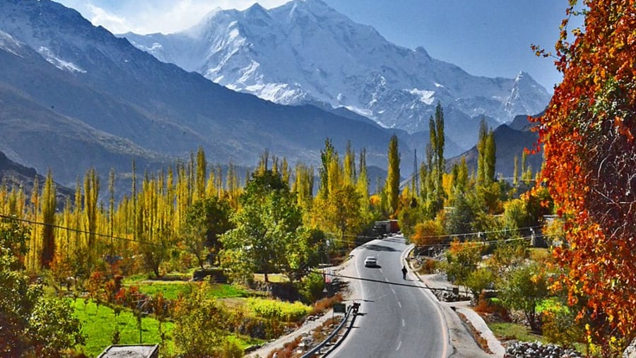Spot scenic views at Pakistan