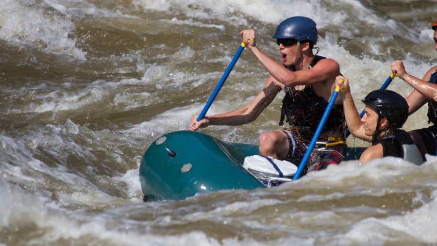 Rafting in River Tuichi