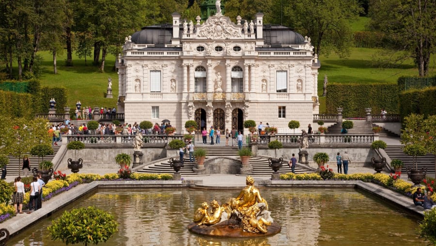 Marvel at the beautiful Linderhof castle