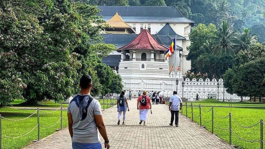 Temple of Tooth Relic