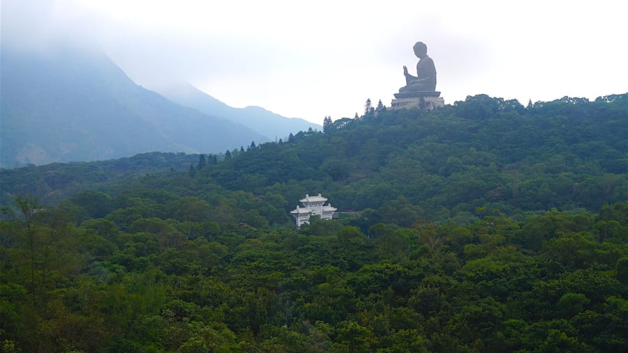 Tian Tan Buddha