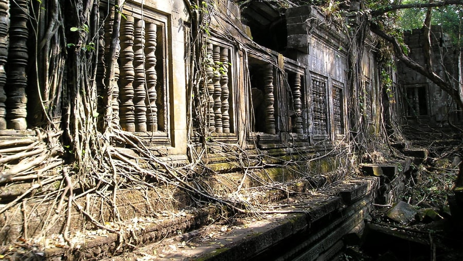 Beng Mealea Temple Ruins