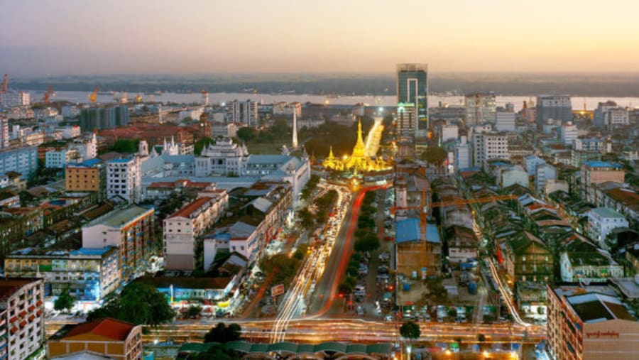 Sule Pagoda