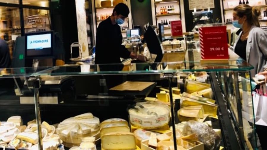Grocery Shop in Paris