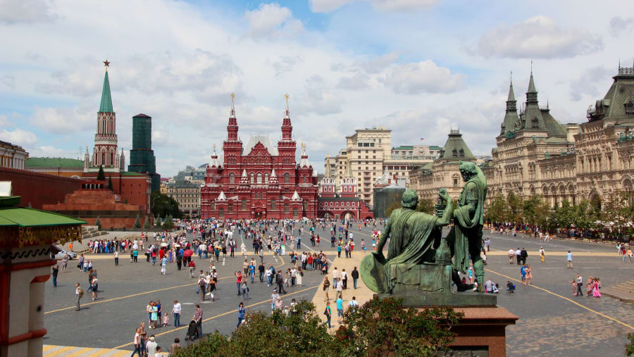 Monument to Minin and Pozharsky